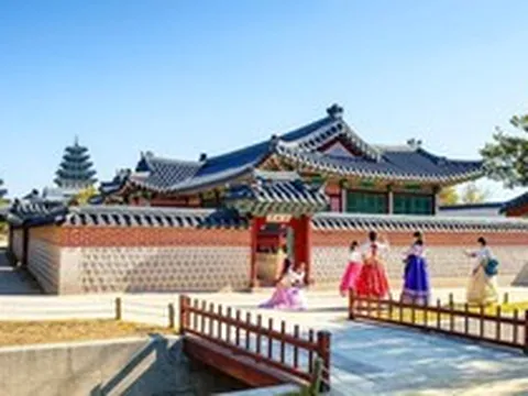 Từ 1/7, khách Việt đi Hàn Quốc được miễn phí visa theo đoàn