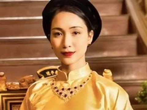 Nữ ca sĩ 316 triệu views bán hết nhà hết xe để làm Nam Phương Hoàng Hậu