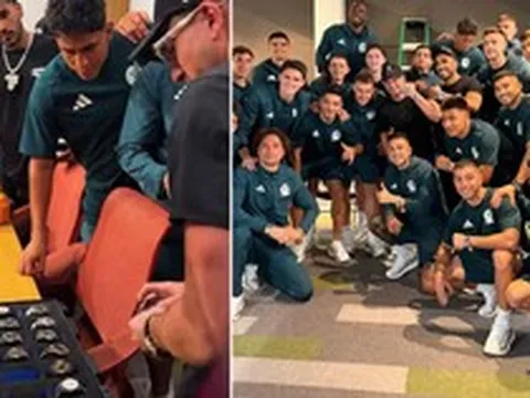 Được tặng đồng hồ Rolex tiền tỷ sau chiến thắng ở World Cup, tuyển Mexico vẫn phải ngậm ngùi trả lại vì sợ rắc rối cá cược