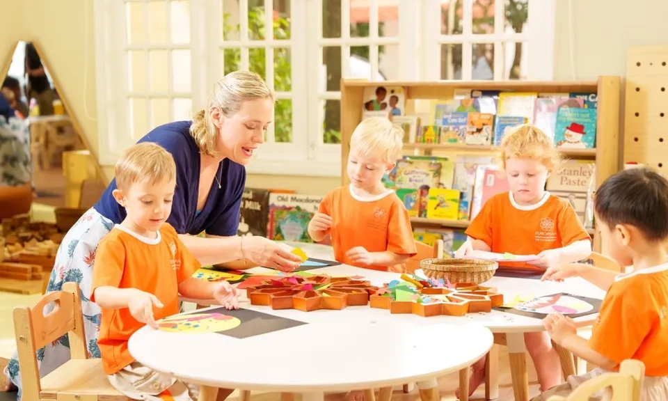 Từ trải nghiệm đến thành tích: cách EIS cân bằng giữa phát triển toàn diện và kết quả học thuật